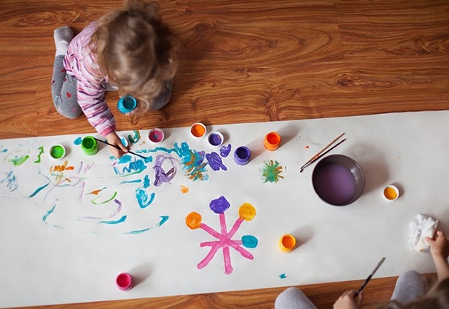 Quel produit puis-je appliquer sur mon plancher de bois pour bien le protéger?